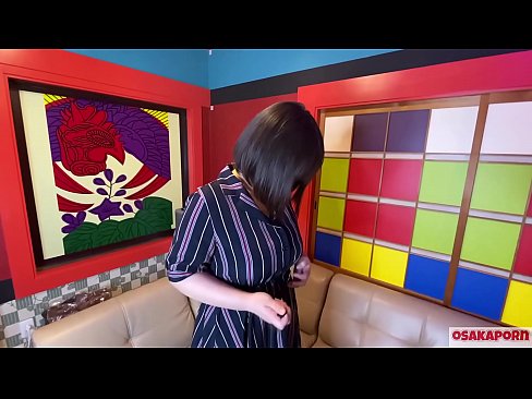 ❤️ Cutie Japanese nwere nnukwu nnụnnụ tit na-eji ihe ụmụaka egwuri egwu na-enwe mmekọahụ na-emetọ onwe ya ma nwee orgasm. Ọ na-ekwu na N'ajụjụ ọnụ banyere ya iberibe ahụmahụ. Nnukwu nnụnnụ tit na ọtụ ntutu na-asụ ude nke ukwuu. Osakaporn ❤️ Ihe gba ọtọ  ️❤
